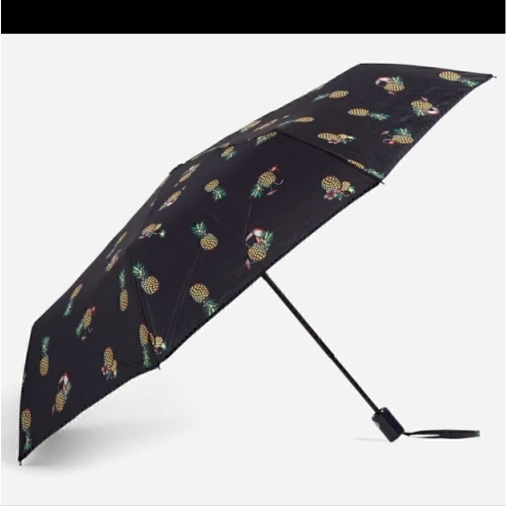 Vera Bradley Factory Style Umbrella Toucan Party NWT
